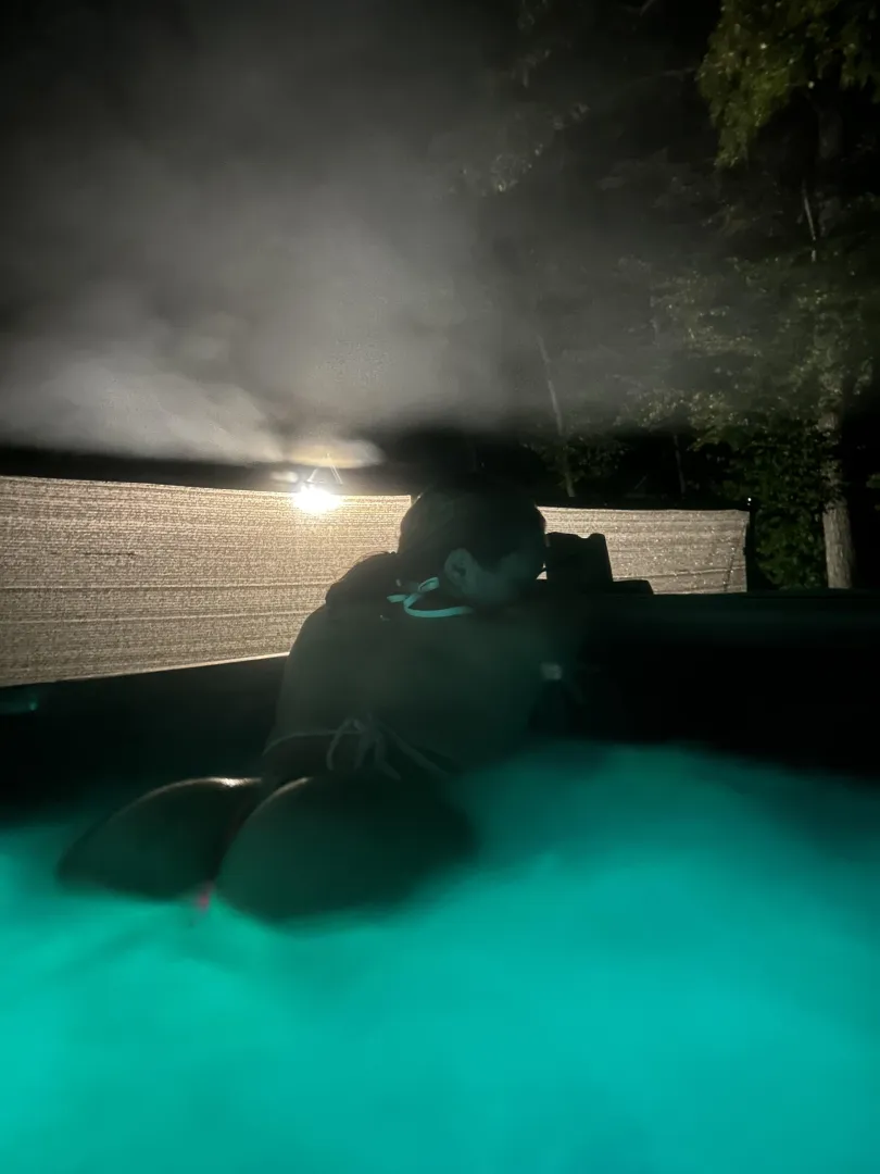 20FM looking for an attractive guy around our age