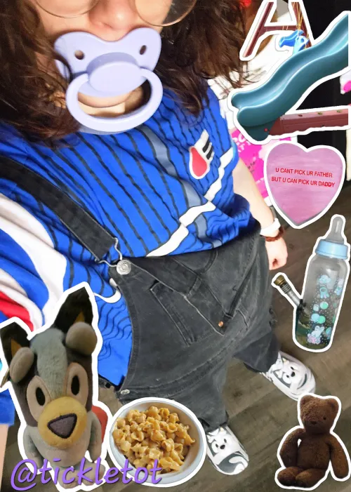 (20's/Masc) Daddy Loves Me Lots ♡ so I made and sent him a picture of my outfit today ☆