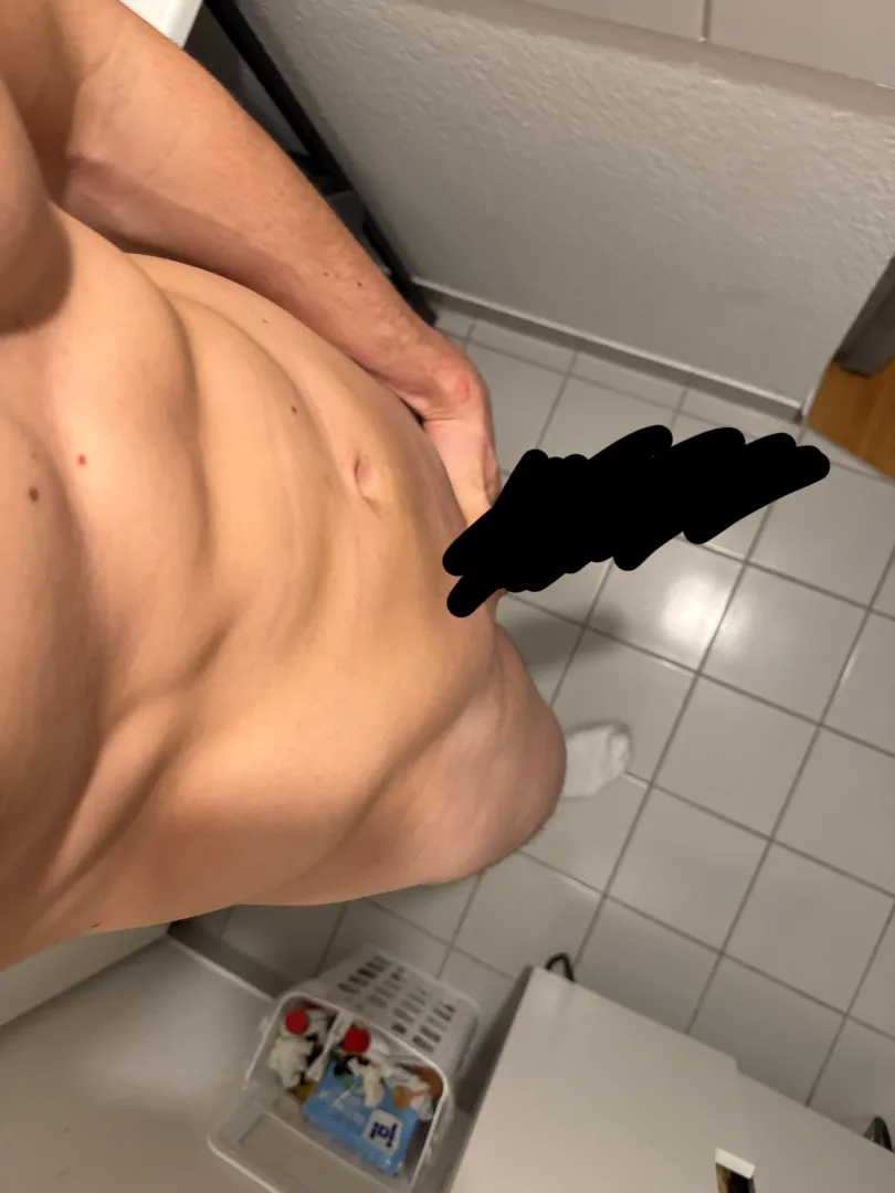 [21] favorite cooking fit ;)