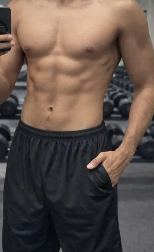 21 M Berlin welche puss** will Heute auseinander genommen werden (nur Frauen)