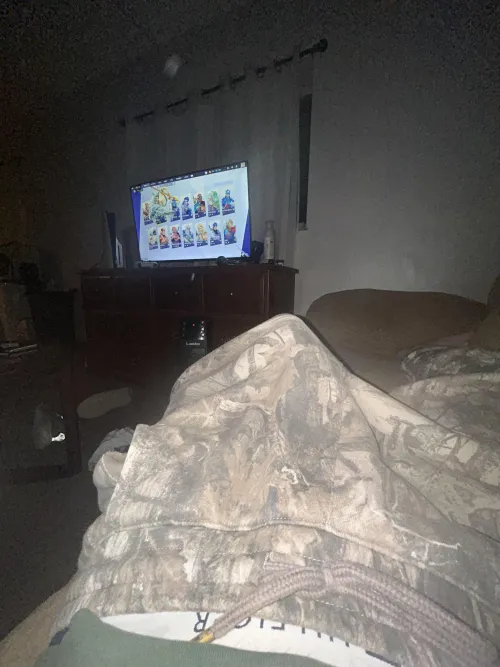 21 m looking for couple in the huntington- charleston area