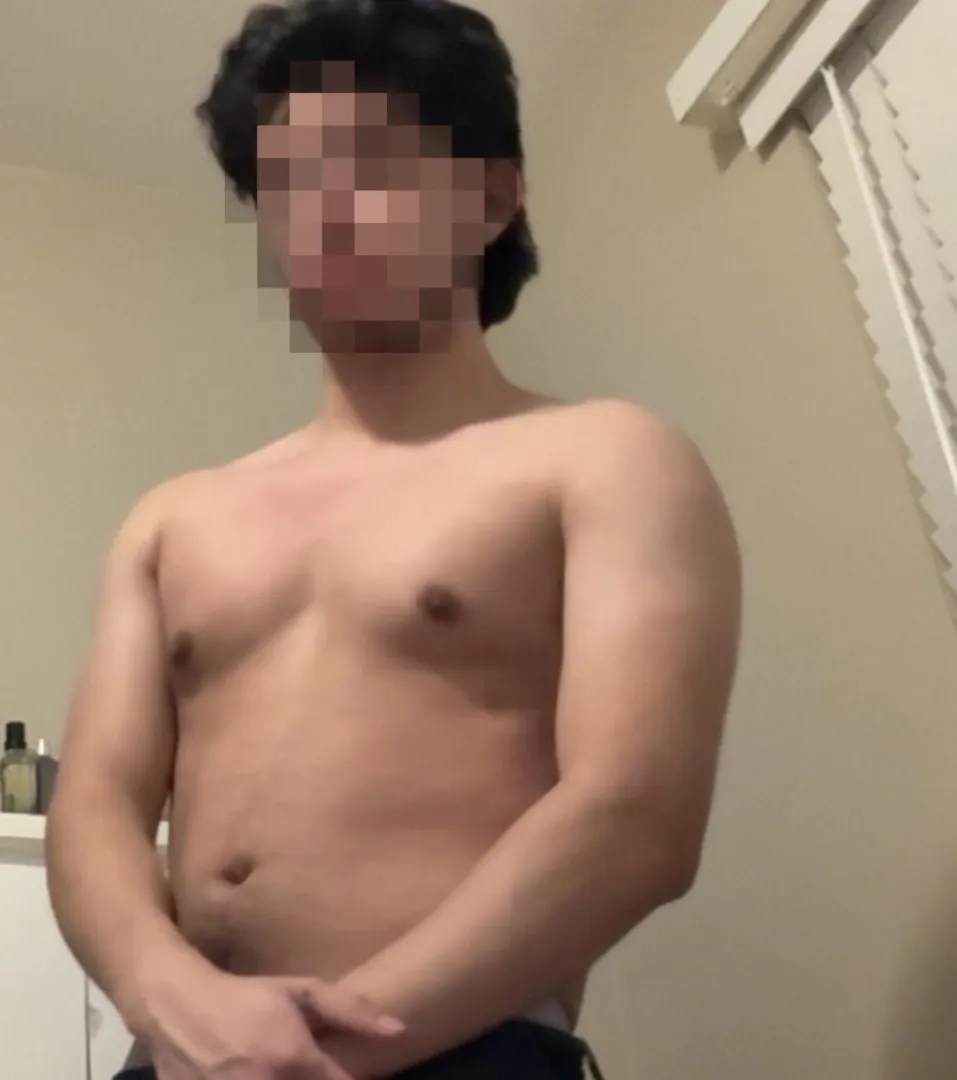 21 (M4F) looking for FWB