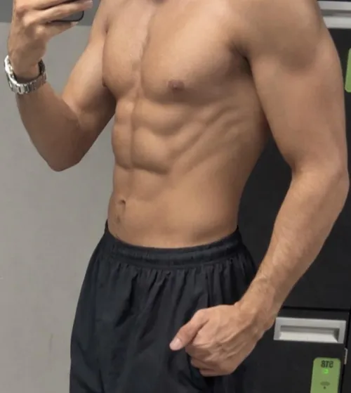 21 M/Berlin welche Pussy will heute auseinander genommen werden (nur Frauen)