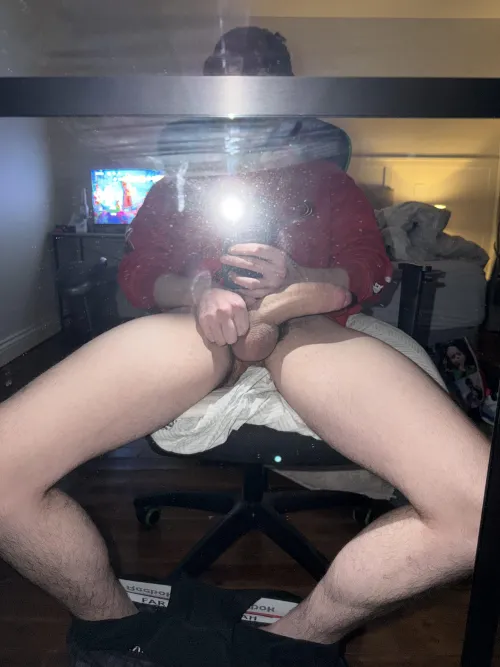 (21) who wanna be my new lil fag hmu need sluts only  come worship