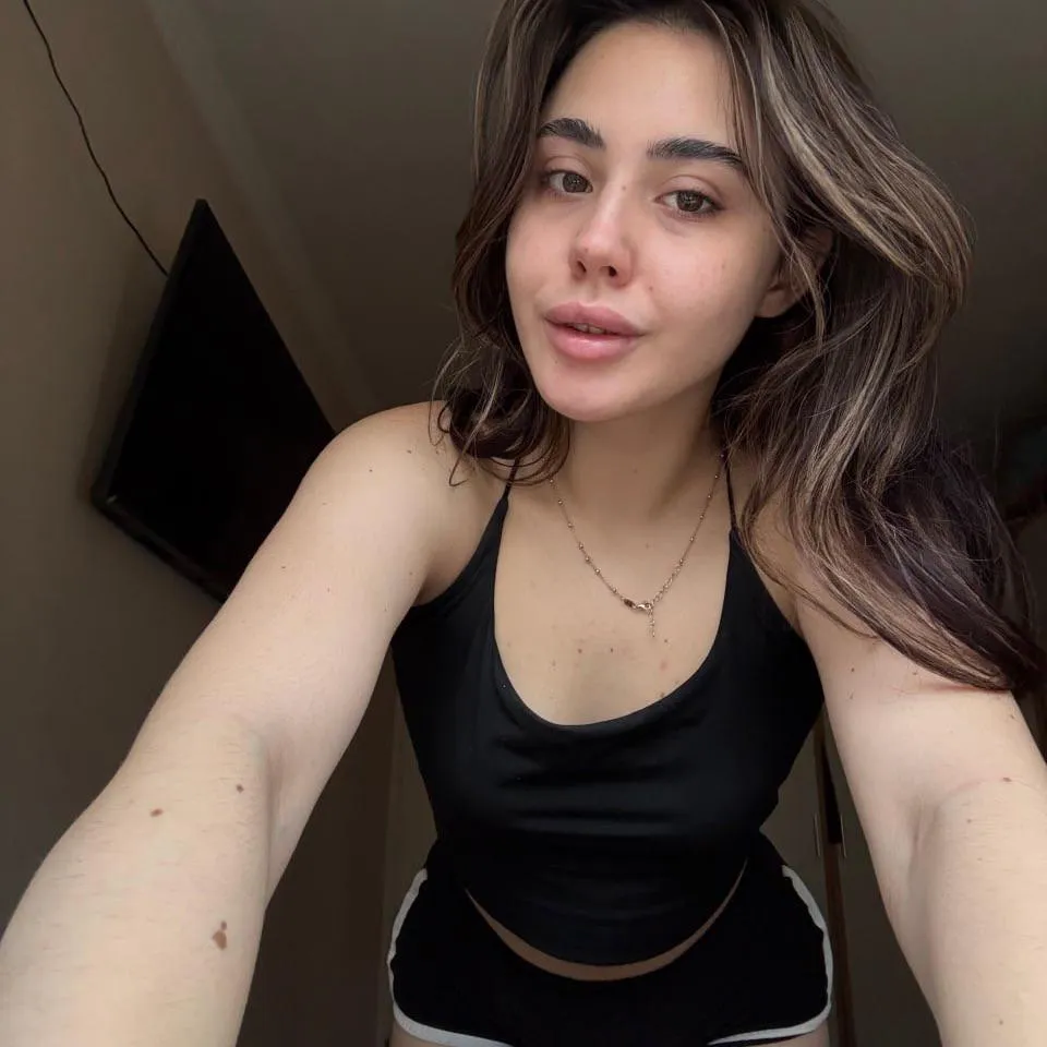 21[f4m] I might look sweet but there’s definitely a playful side here