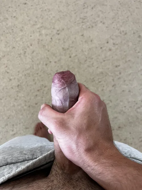 21M4F. Horny athletic male here looking for fun. Women of all ages and experience welcome. Lmk if interested. Just looking for NSA sex