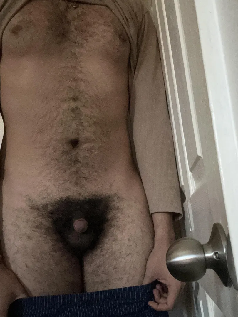 [22] Can’t lower my boxers in the locker room after basketball