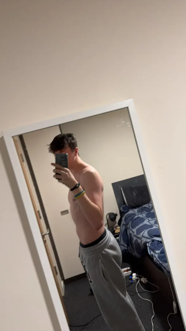 22 m bttm looking for vc