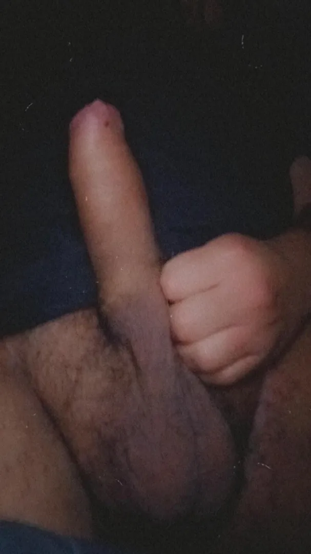 22 m hillsboro looking for a cute ass