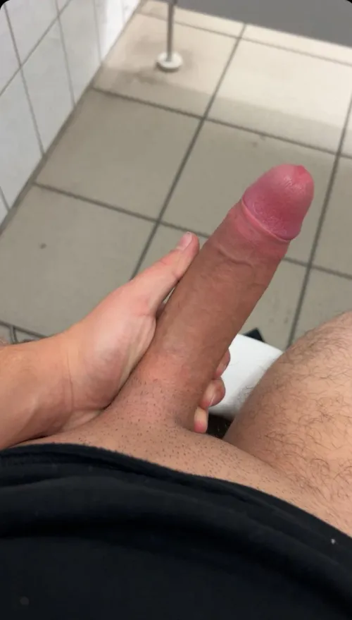 [22] Wenn darf ich richtig hart durchficken? ;)