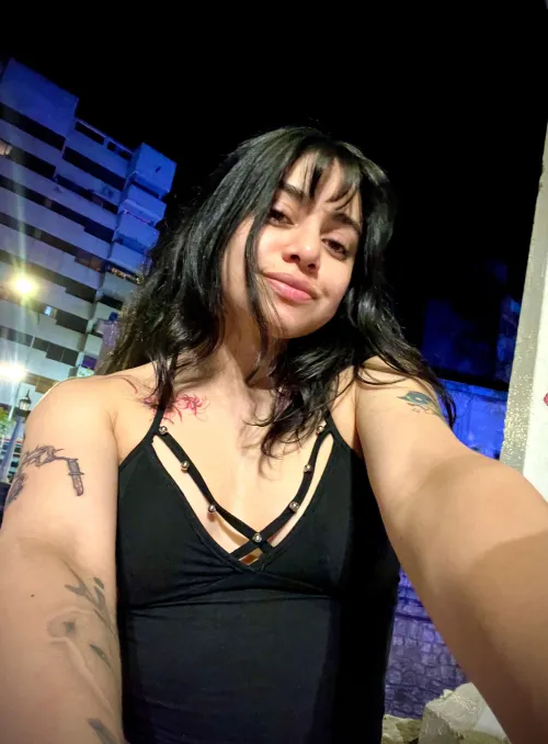 23 F4M innocent wifey vibes ! Would you make love to me nice and slow papi ! ❤️