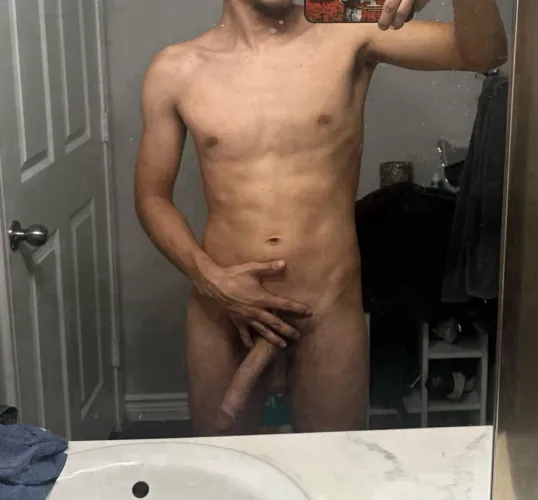 23m4F any petite girls need dick