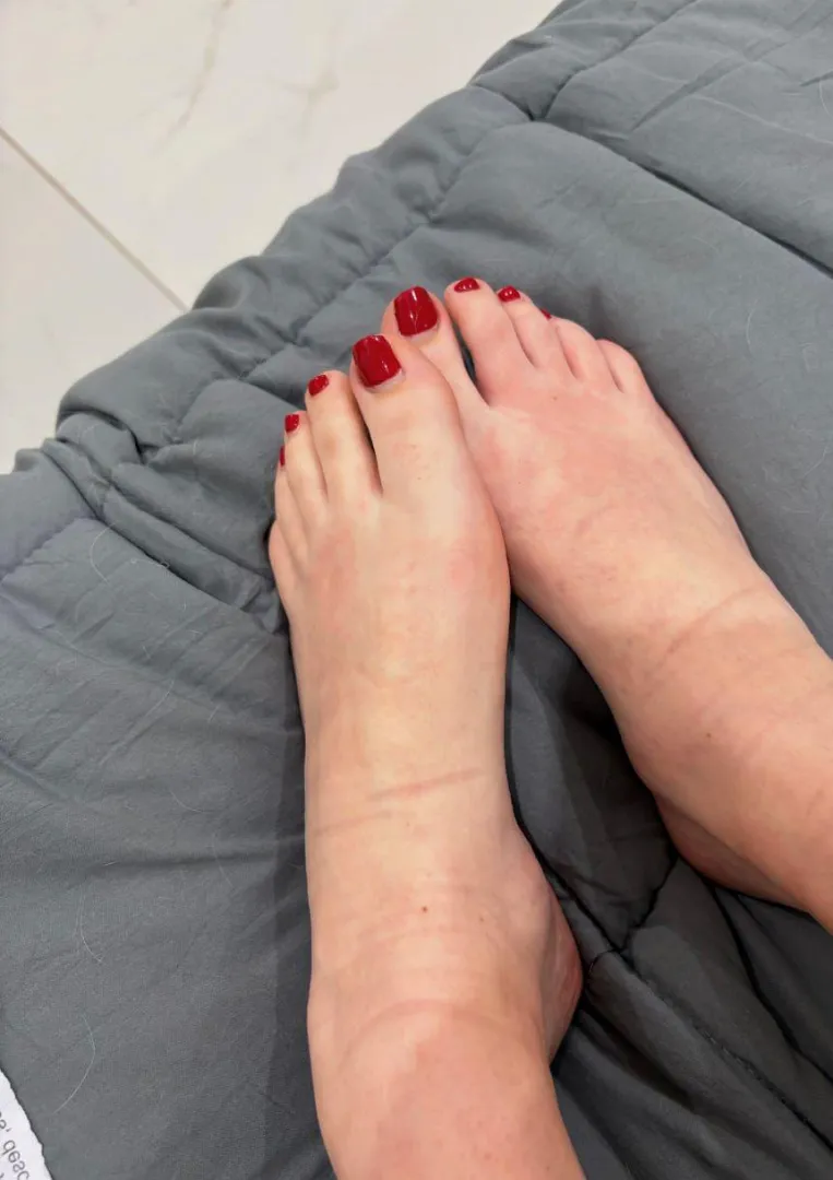 24 F4M SNAP - sylvieroose Silk sliding off wet hips