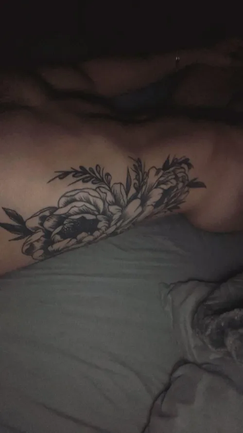 (24) How slutty is my waist?