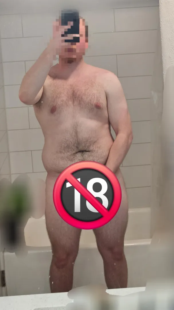 24 [M4F] Bi, and would love to explore my submissive side with a solo or a couple