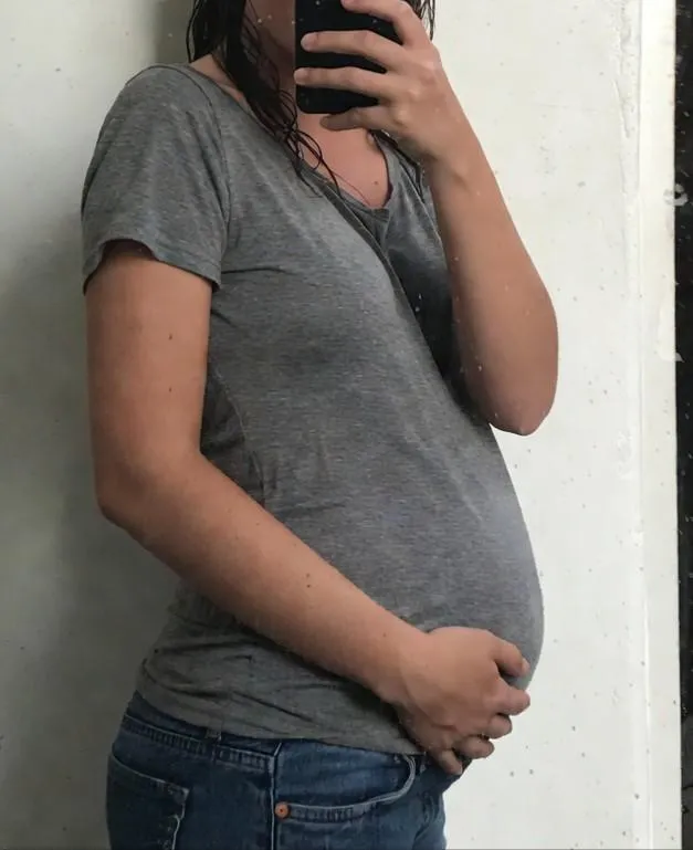 24F currently 26 weeks