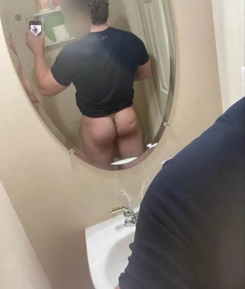 25 DL Bi Muscular Jock. My GF doesn’t know I fantasize about being pinned down and fucked like a f*ggot and bred behind her back