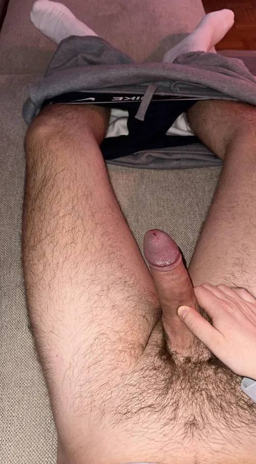 [25] gegenseitig wichsen nach der Arbeit ?