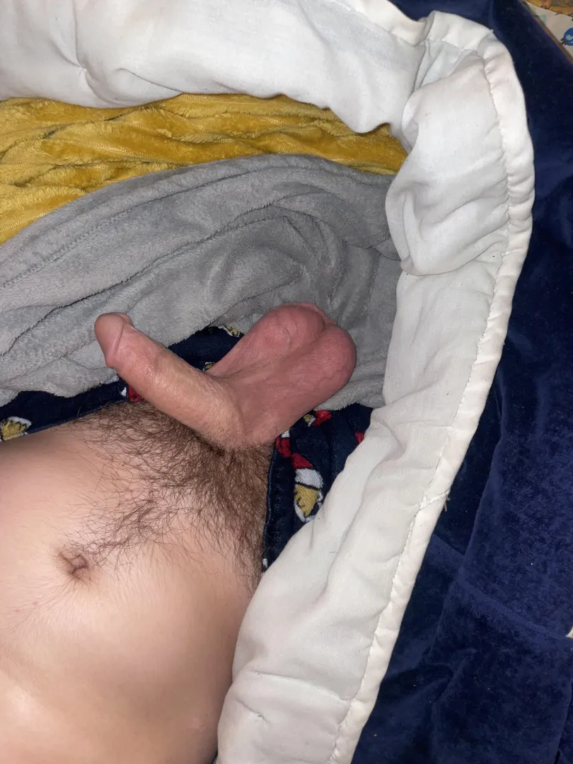 [25] love how my balls hang when they’re warm under the covers