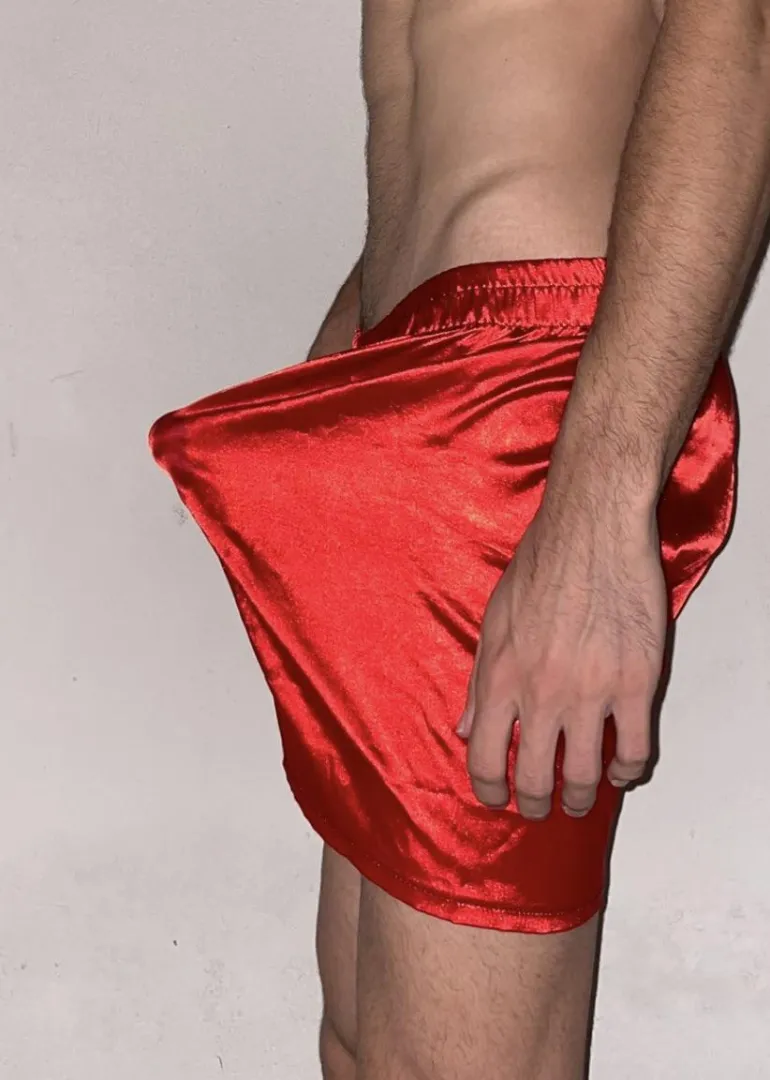 [26] Love tenting in bball shorts and boxers let’s bust in a pair (these are silky boxers MODS stop removing my posts)