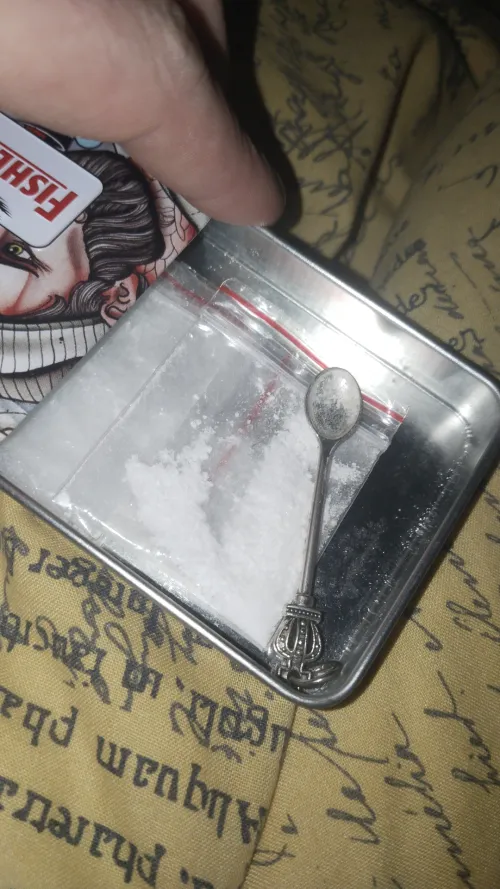 26 M4F Solo Skiing Trip