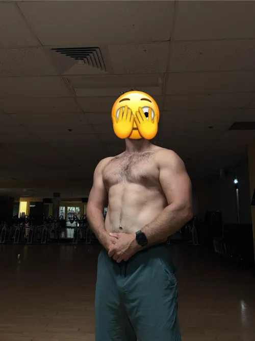 26 [M4MF] Honolulu looking to join couples