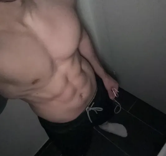 [26] Trained some abs today