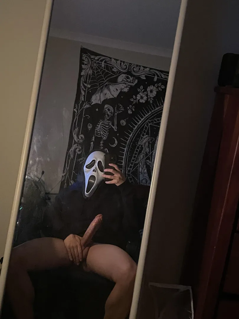 26M4F - Throwback to celebrate Scream 7 - Ghostface loves fucking hot wives