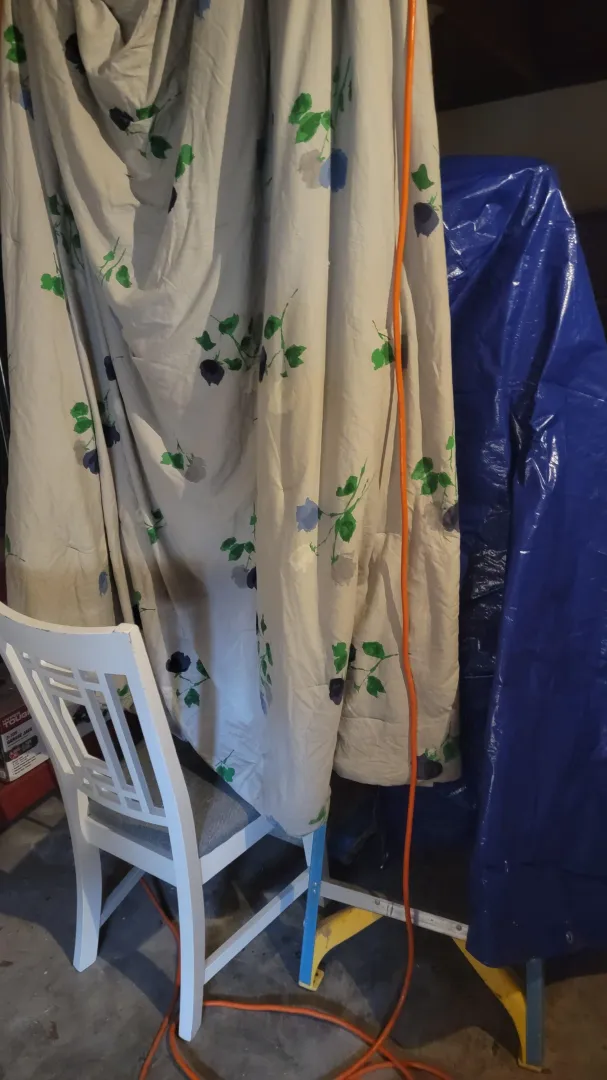 [27] HMU if you need head and want to use my gloryhole near friendwood Send pic if you dont have one, im super DL so idc if you're straight or whatever.