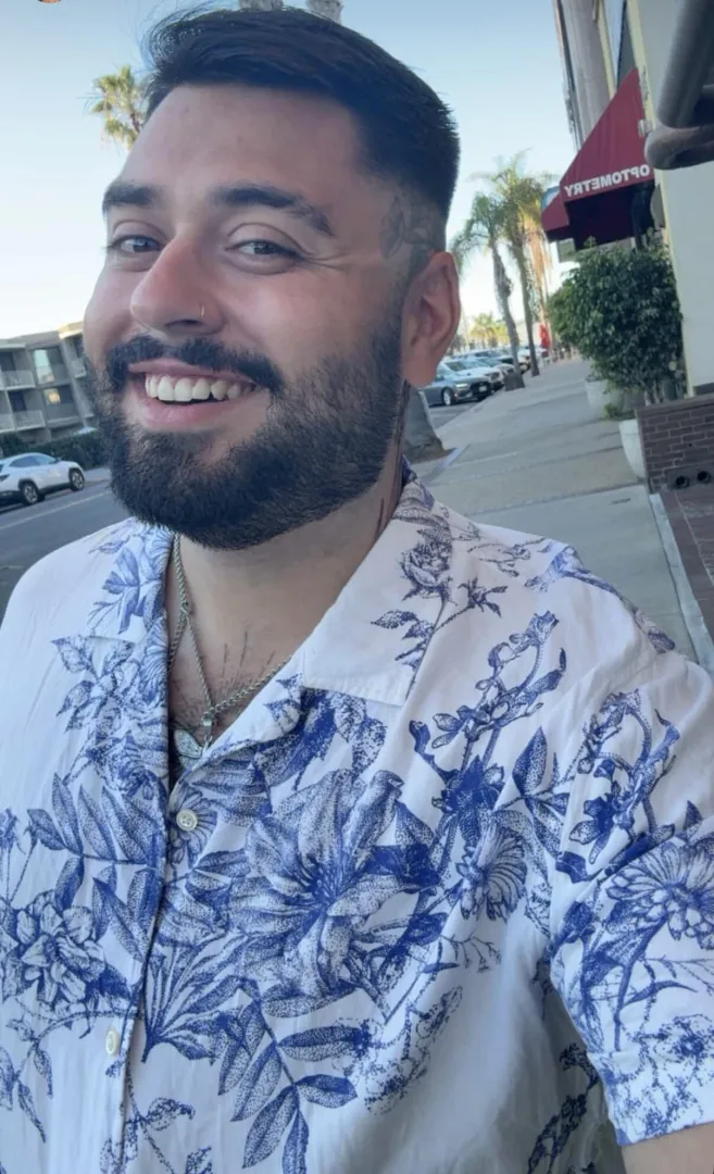 27 looking for longterm bros Down for chatting, gaming, whatever Would prefer a non judgmental gym bro I recently lost 60 pounds but haven't been to the gym yet and would love some tips from a cool dude who knows what he's talking about. Read the whole