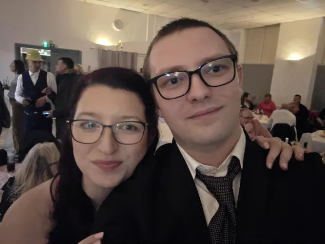 27 [MF4F] #York #North Yorkshire Young Couple looking for woman for longterm dating