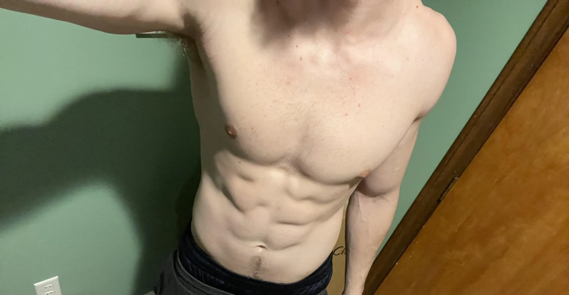 27M | 6’3” Former Athlete | South Shore