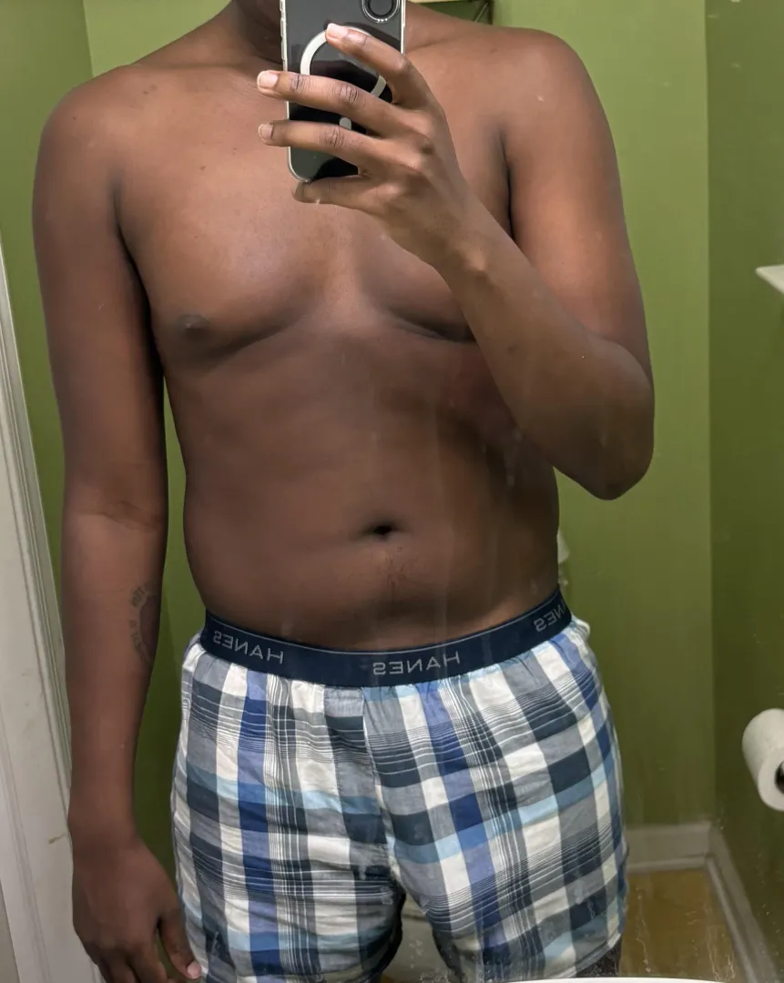 28 [M4MF] South Jersey, Young black and average build with lot of stamina.
