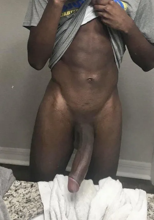 28M any F bold enough to handle my BULL?