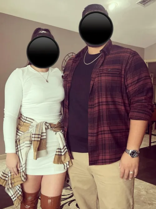 28M28F looking for a fun Saturday night! Any couples around our age?