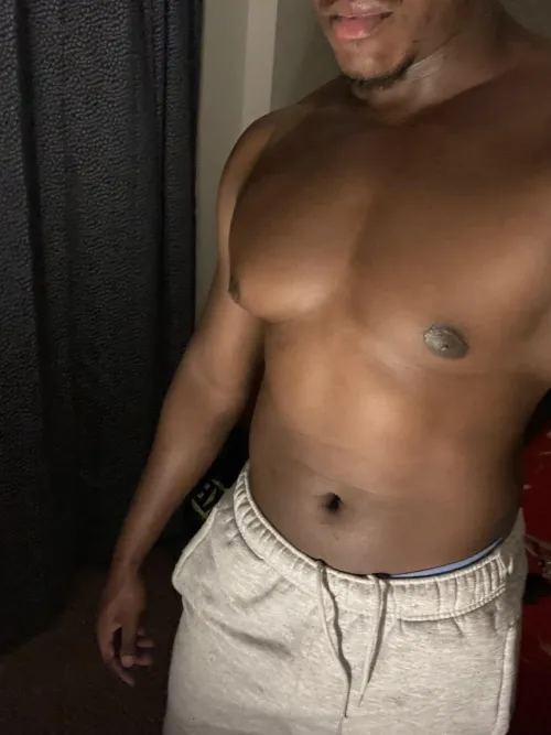 29 [M4F] #London seeking a woman with huge boobs (G cup or above)