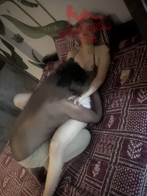 29F: A redditor embracing my body, loved by me and hubby. [F][C]