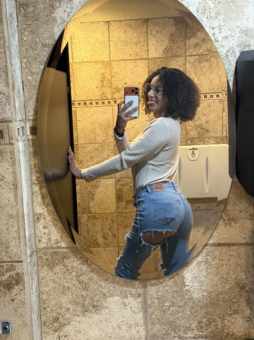 29F in C.Springs looking to collab with other females! Experienced, professional, & tested regularly