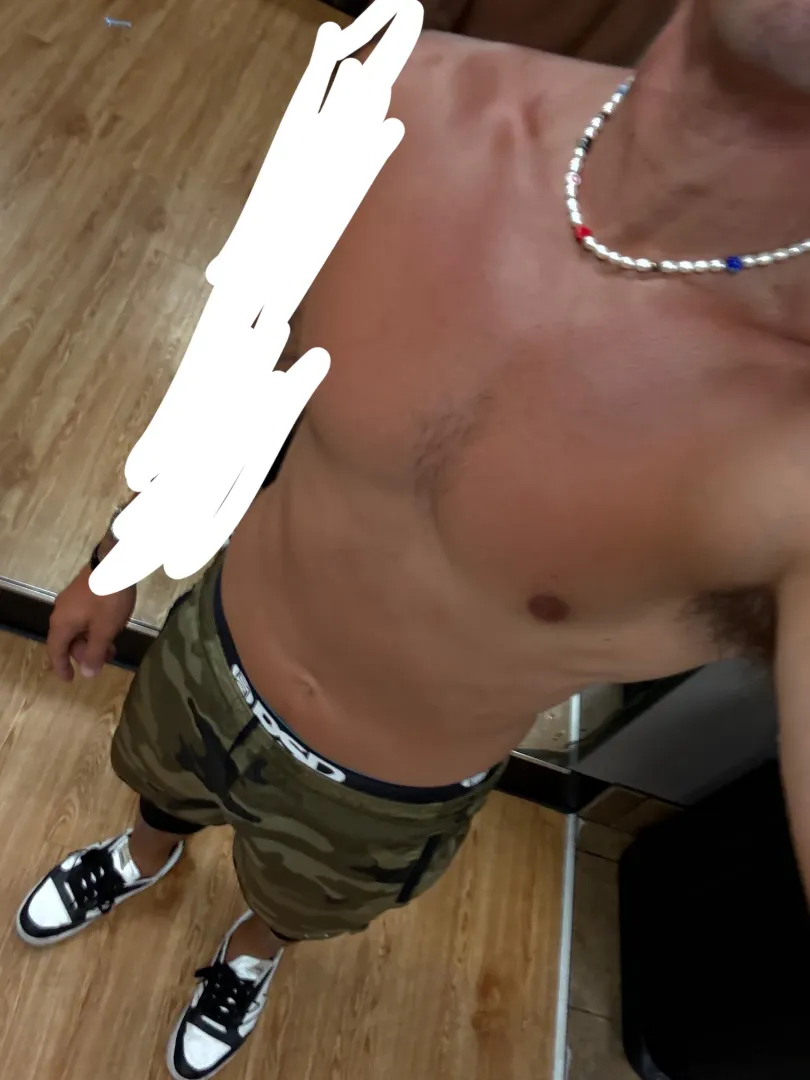 30 fit m for some Super Bowl Sunday fun [m4mf]