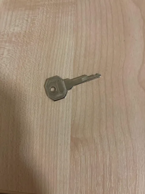 [30] got given this key by a friend, what’s it unlock?