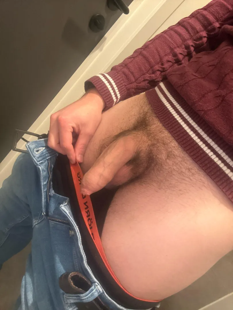 (30) Hanging at work