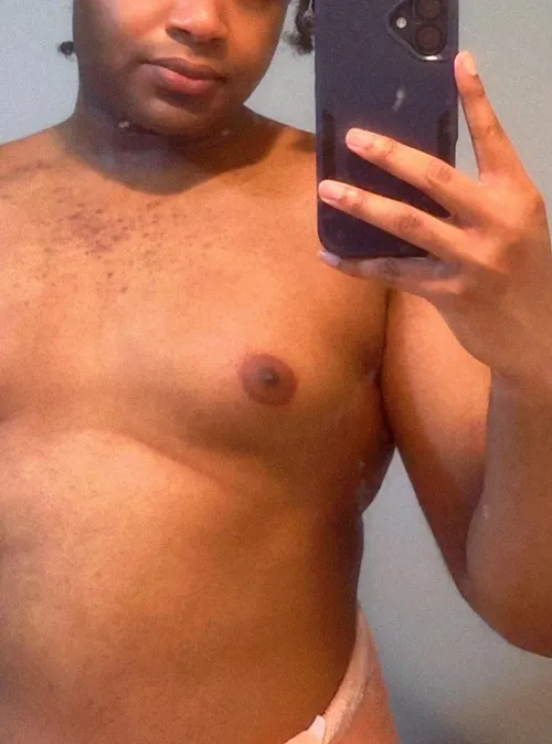 30 LR | I keep getting told I have ‘suckable tits’ 