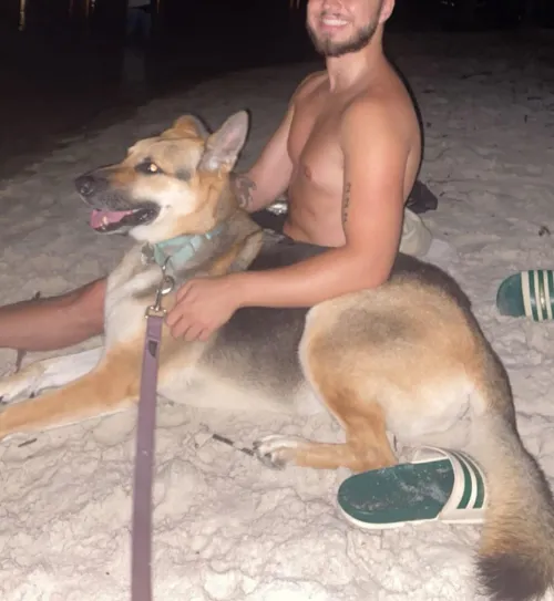 [30] [M]4[F, FM] West Palm Beach looking. Ready to verify, can host or travel.