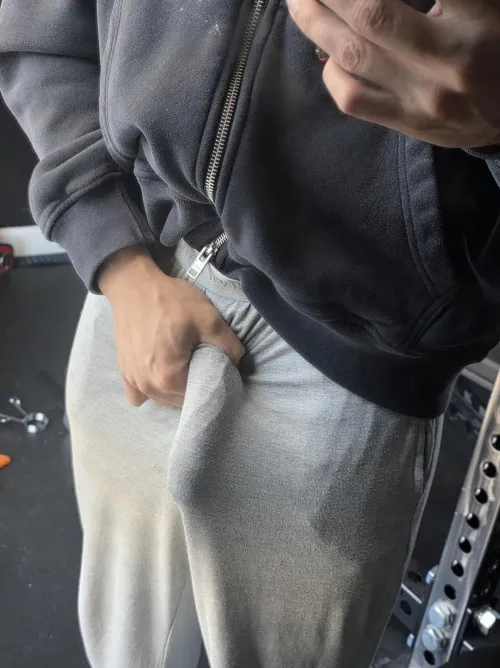 30 straight distracted - home gym