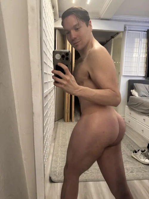 300 squats a day bro