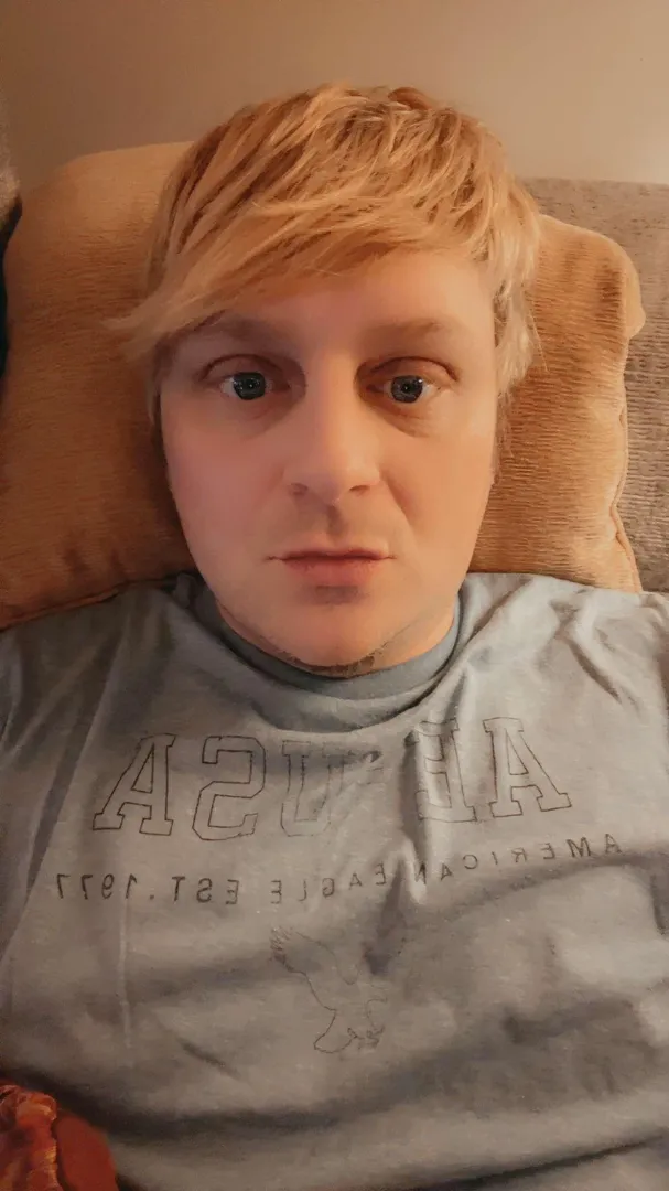 30m Blount looking for mutual oral tonight hmu!