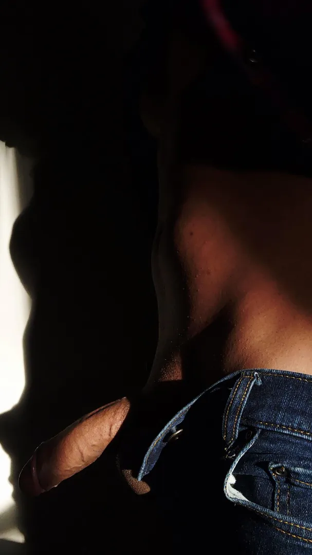 30M in St. Louis looking specifically for a hotwife or MFM situation. Fit, respectful, and grounded. Chemistry, boundaries, and consent come first — not interested in chaos or pressure.