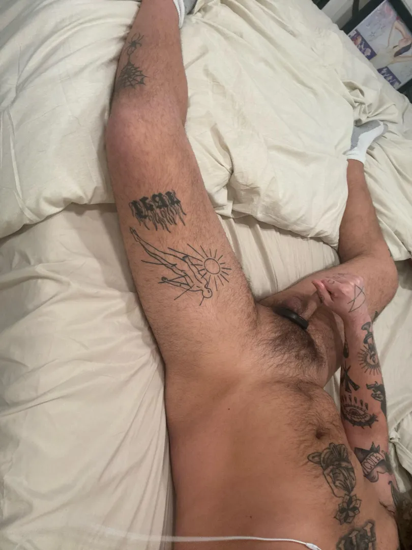30m raunchy pig Bator Be toned or fit or dad bod /beefy/avg
