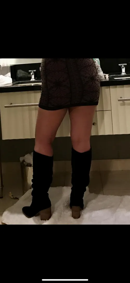 30’s [MF4M] Honolulu- looking for hung male that can host