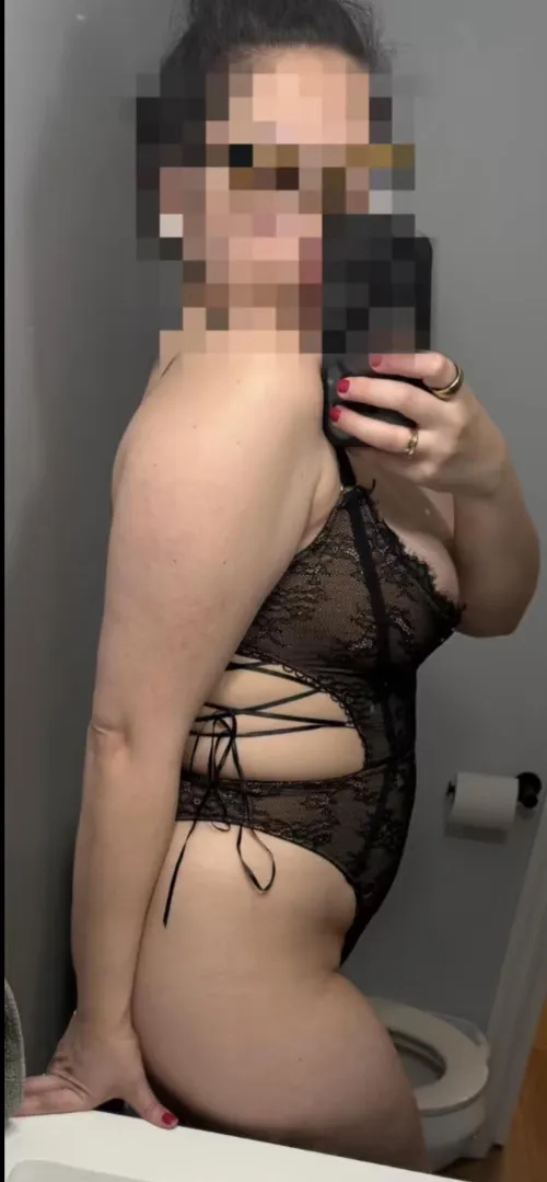 [31] F 4 M- South Jersey- This set wasn’t meant for innocent thoughts…